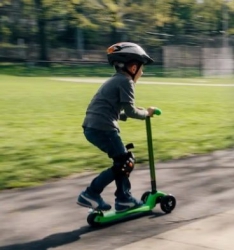 Дитячі самокати та велосипеди - веселий спосіб підтримувати активність та здоров’я дітей